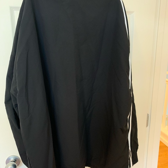 Last🤩Adidas woven track jacket - Picture 13 of 14